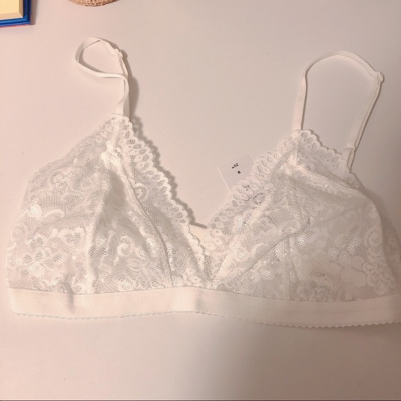 Aritzia Talula Monterey lace triangle bralette - Picture 3 of 3
